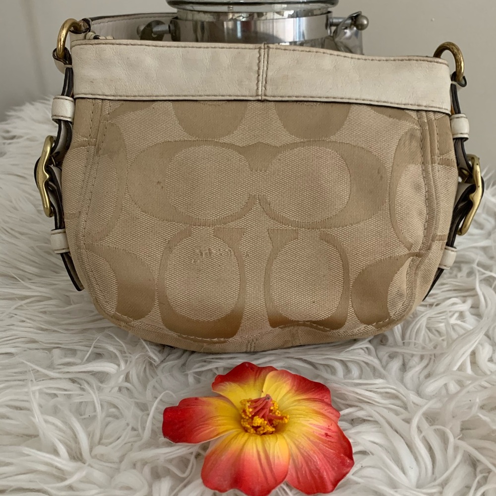 Coach mini purse. - Picture 2 of 4